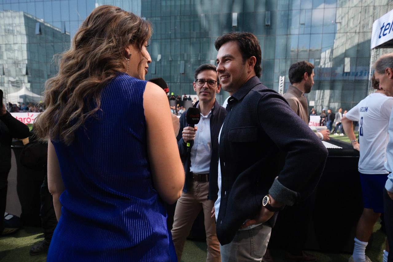 De la pista a la cancha 2025 con Sergio Pérez [1/39]