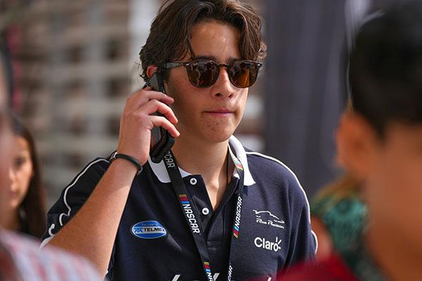 Andr&eacute;s P&eacute;rez de Lara correr&aacute; fecha final de NASCAR Truck en Phoenix